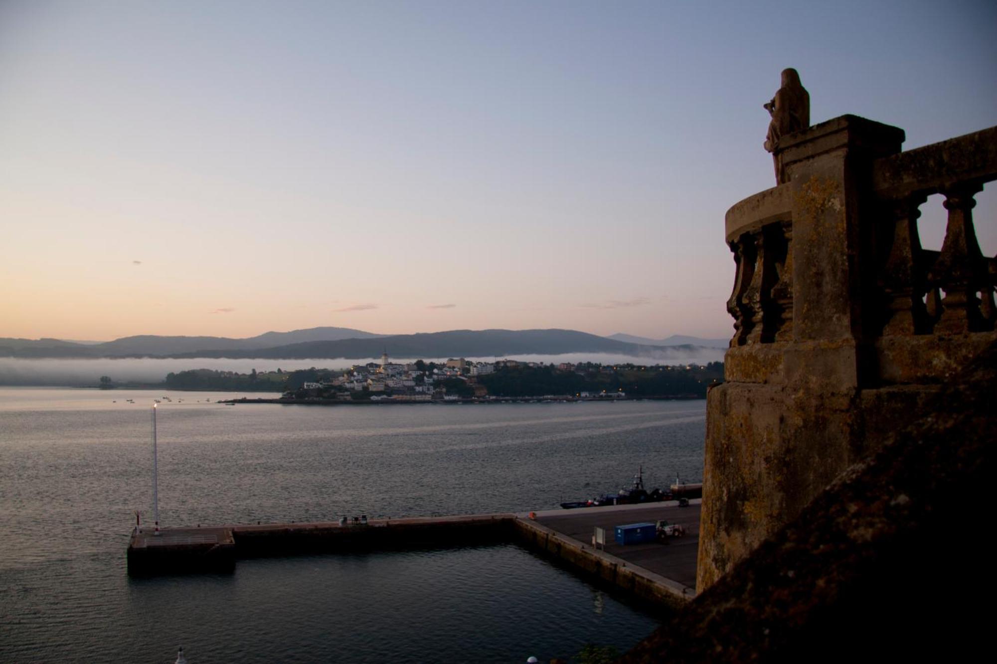 Mirador Ria De Ribadeo公寓 外观 照片